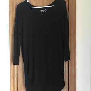 Black dolman sleeve tunic